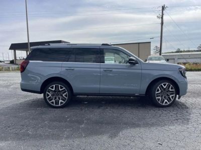 2026 Ford Expedition - Photo 2