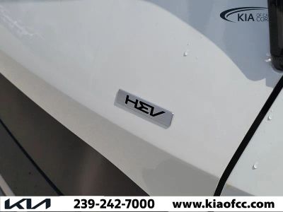 2026 Kia Sportage Hybrid — photo 10 view