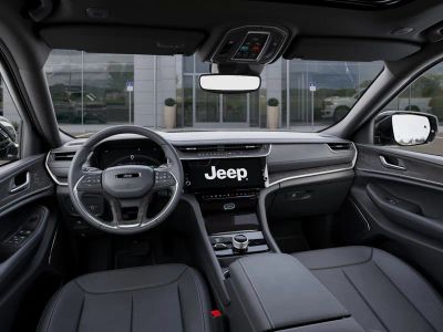 2026 Jeep Grand Cherokee — photo 14 view