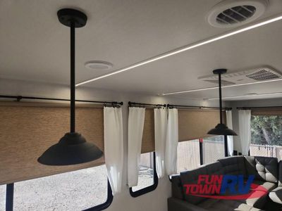 2025 Forest River RV Salem - Photo 29