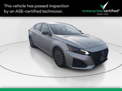 2024 Nissan Altima - Photo 1