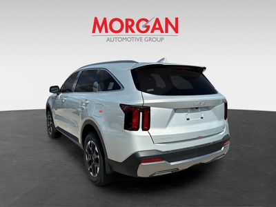 2026 Kia Sorento - Photo 8