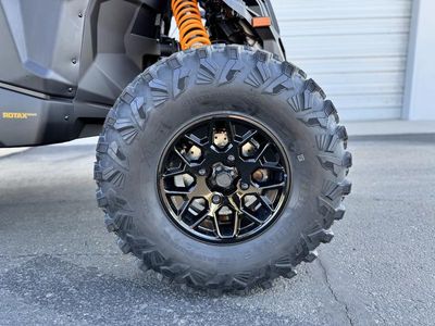 2026 Can-Am Maverick X3 MAX RS Turbo Scandi Blue & Orange Crush - Photo 23