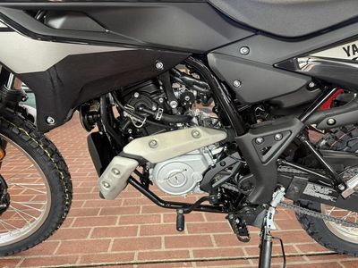 2026 Yamaha WR125R - Photo 12
