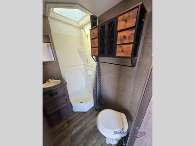 2020 Pacific Coachworks Sandsport - Photo 15