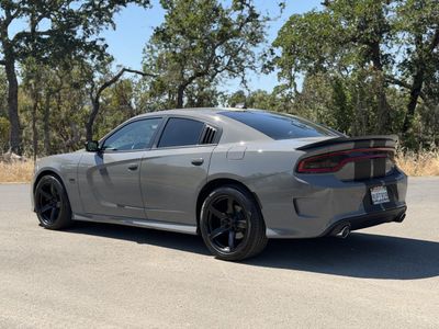 2019 Dodge Charger - Photo 9
