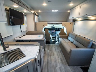 2026 Thor Motor Coach Four Winds - Photo 3