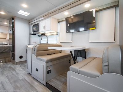 2026 Thor Motor Coach Four Winds - Photo 11