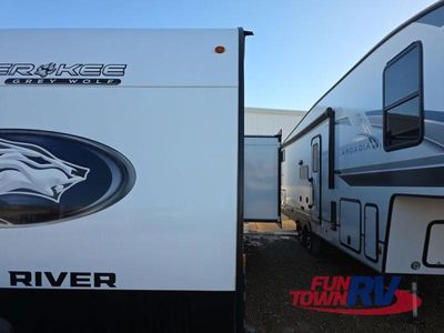 2026 Forest River RV Cherokee Grey Wolf - Photo 4