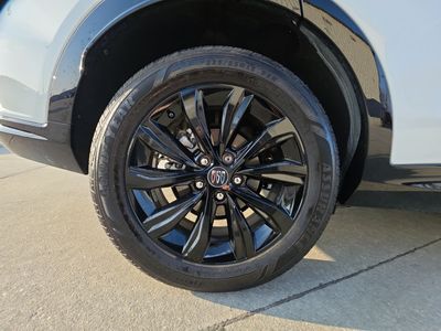 2025 Buick Envista — photo 16 view