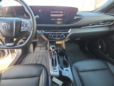 2025 Buick Envista — photo 13 view