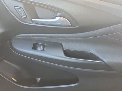 2025 Buick Envista — photo 21 view