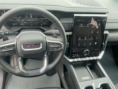 2026 GMC Acadia — photo 15 view