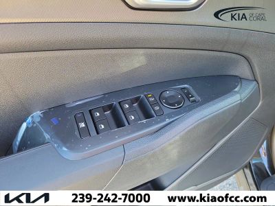 2026 Kia Sportage Hybrid — photo 21 view