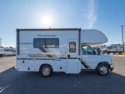 2027 Thor Motor Coach CHATEAU — photo 17 view