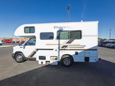 2027 Thor Motor Coach CHATEAU — photo 25 view