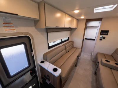 2027 Thor Motor Coach CHATEAU — photo 12 view