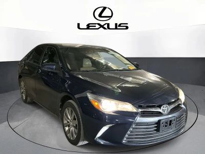 2017 Toyota Camry - Photo 3