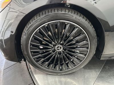 2026 Mercedes-Benz E-Class - Photo 32