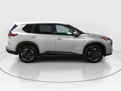 2024 Nissan Rogue - Photo 8