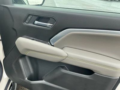 2026 Chevrolet Colorado - Photo 21