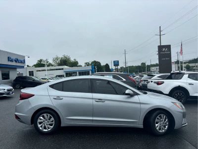 2020 Hyundai Elantra — rear three-quarter view