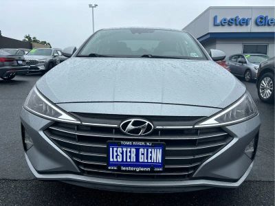 2020 Hyundai Elantra — interior view