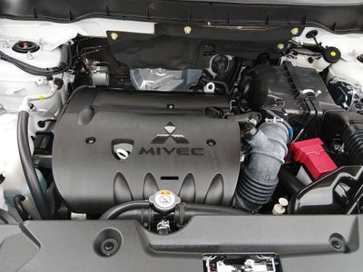 2025 Mitsubishi Outlander Sport - Photo 9