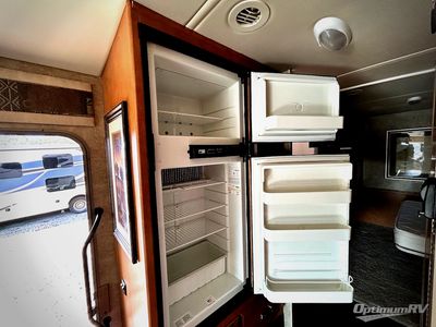 2014 Winnebago Vista - Photo 8