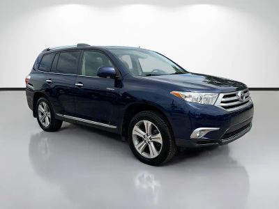 2011 Toyota Highlander Limited in Blue — front three-quarter view