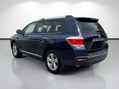 2011 Toyota Highlander — detail view