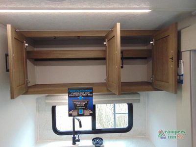 2025 Coachmen RV Freedom Express - Photo 34