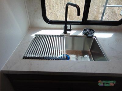 2025 Coachmen RV Freedom Express - Photo 33