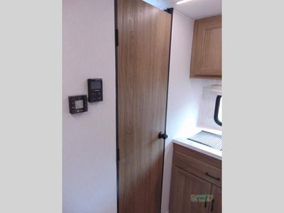 2025 Coachmen RV Freedom Express - Photo 41