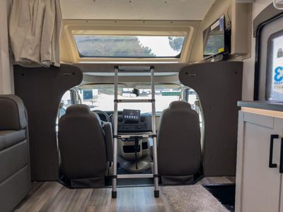 2026 Jayco Redhawk - Photo 3