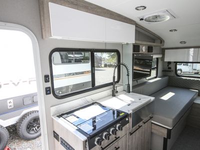 2026 inTech RV Sol Dusk - Photo 11