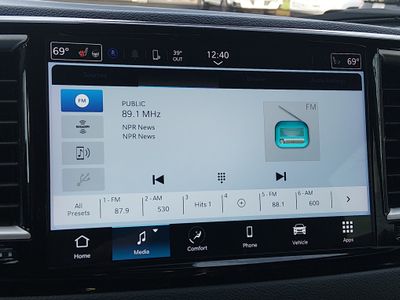 2024 Chrysler Pacifica — photo 19 view