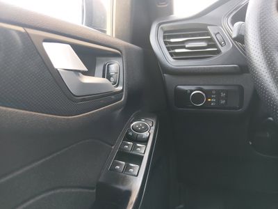 2025 Ford Escape - Photo 19