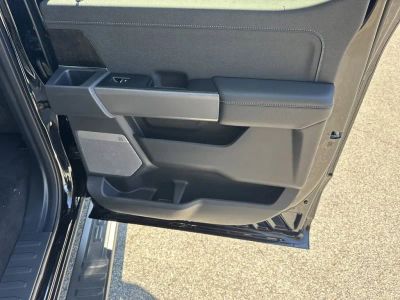2026 Ford F-350SD - Photo 16