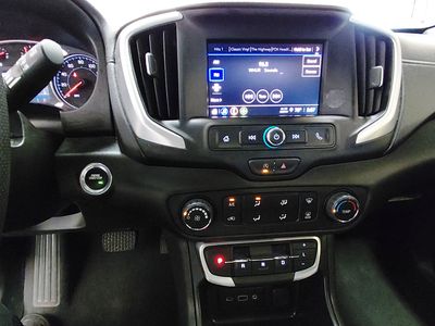 2024 GMC Terrain — photo 18 view