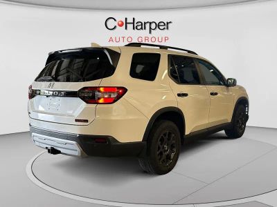 2024 Honda Pilot — rear three-quarter view