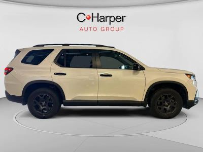 2024 Honda Pilot — side profile view