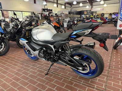 2026 Suzuki GSX-R750 - Photo 5