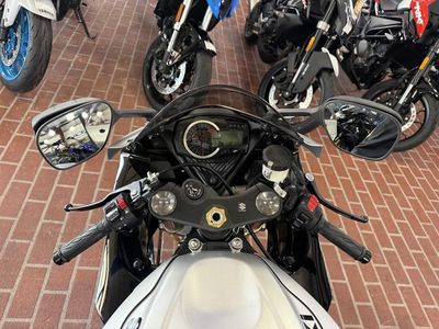 2026 Suzuki GSX-R750 - Photo 13