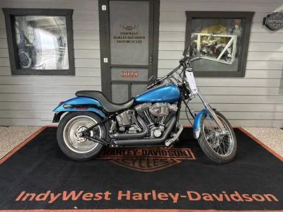 2004 Harley-Davidson® FXSTD - Softail® Deuce — front three-quarter view