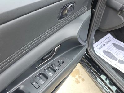 2026 Hyundai Elantra — photo 20 view