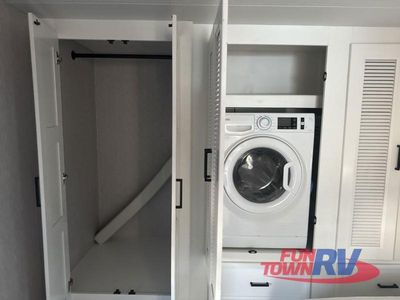 2024 Coachmen RV Sportscoach SRS - Photo 33