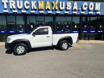 2014 Toyota Tacoma — detail view