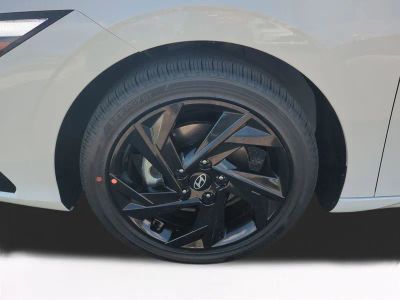 2026 Hyundai ELANTRA — photo 11 view