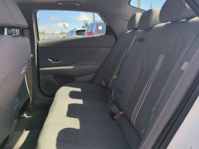 2026 Hyundai ELANTRA — photo 14 view